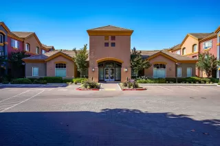 Photo #1: 20031445 Listing 