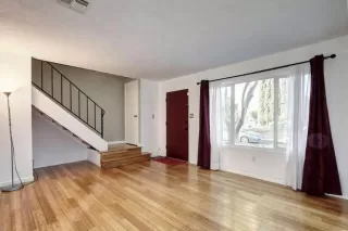 Photo #6: 20031549 Listing