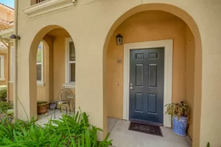 Photo #4: 20031582 Listing