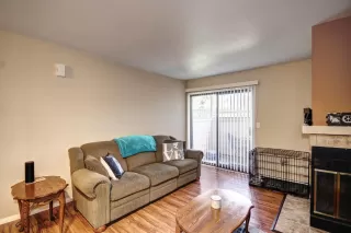 Photo #2: 20031611 Listing