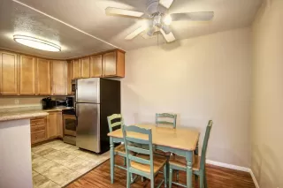 Photo #5: 20031611 Listing