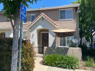 Photo #1: 20031614 Listing