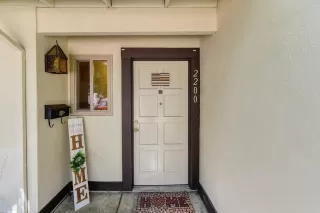 Photo #1: 20031843 Listing