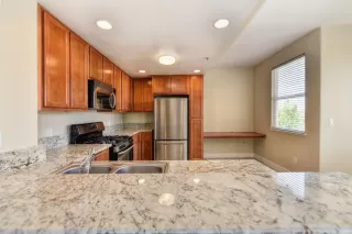 Photo #6: 20032057 Listing 