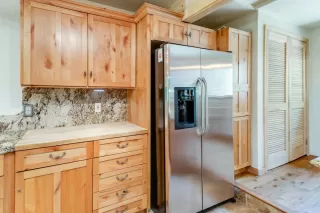 Photo #5: 20032211 Listing