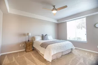 Photo #5: 20032549 Listing