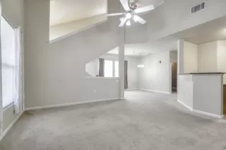 Photo #6: 20032867 Listing