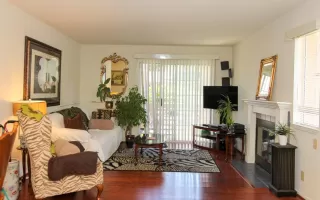 Photo #6: 20032969 Listing