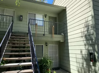 Photo #1: 20033035 Listing