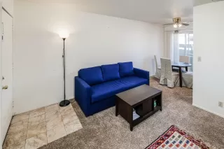 Photo #4: 20033138 Listing