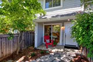 Photo #3: 20033589 Listing