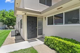Photo #2: 20033831 Listing
