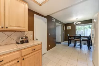 Photo #5: 20034042 Listing 