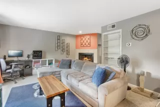 Photo #5: 20034108 Listing 