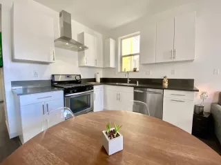 Photo #6: 20034159 Listing