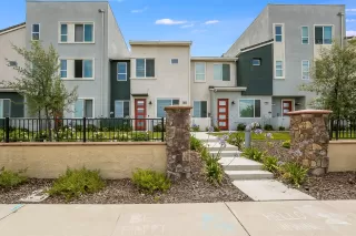 Photo #1: 20034474 Listing