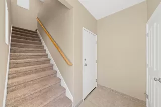 Photo #4: 20034493 Listing