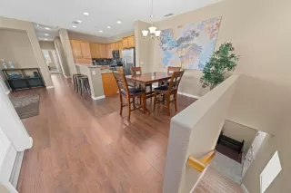 Photo #5: 20034493 Listing