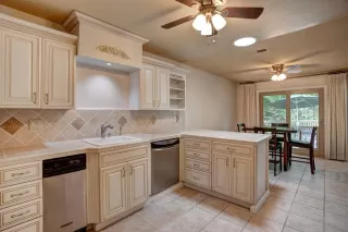 More Details about MLS # 20034527 : 4930 VILLAGE OAKS DR