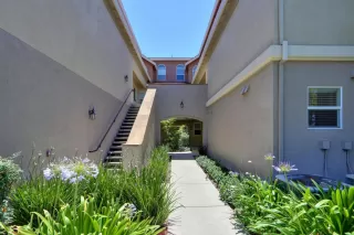 Photo #3: 20034777 Listing