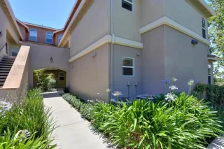 Photo #4: 20034777 Listing