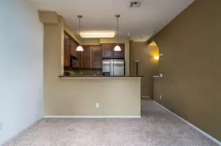 Photo #6: 20034828 Listing 