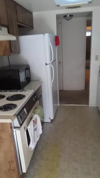 Photo #5: 20035492 Listing