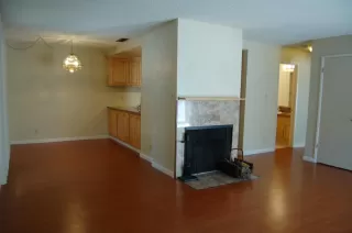 Photo #6: 20035547 Listing