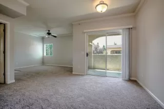 Photo #5: 20035610 Listing 