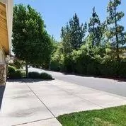 Photo #5: 20035744 Listing