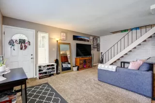 Photo #2: 20035823 Listing 