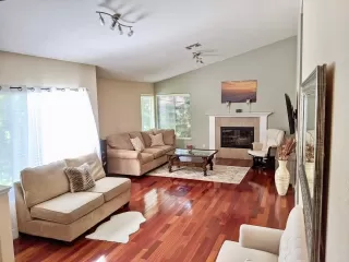 Photo #2: 20035965 Listing