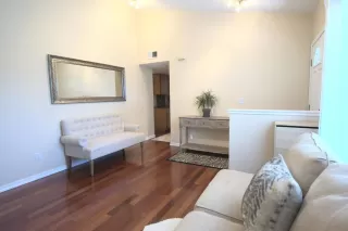 Photo #6: 20035965 Listing