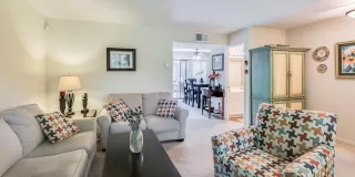 Photo #5: 20036403 Listing