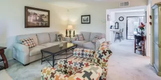 Photo #6: 20036403 Listing