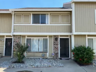 Photo #1: 20036603 Listing 