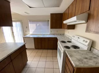 Photo #4: 20036603 Listing 