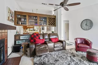 Photo #4: 20036665 Listing 