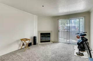 Photo #2: 20036893 Listing