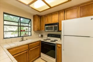 Photo #6: 20036965 Listing 