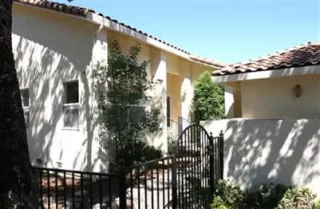 Photo #1: 20037253 Listing 