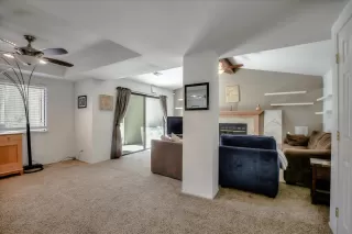 Photo #3: 20037296 Listing