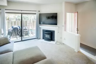 Photo #5: 20037307 Listing