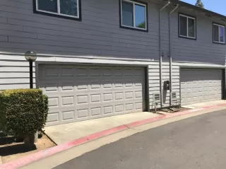 Photo #2: 20037324 Listing