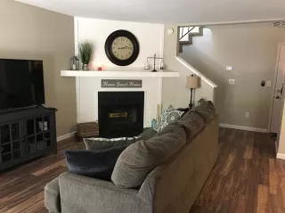 Photo #6: 20037324 Listing