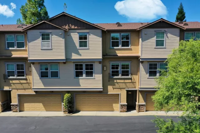 MLS: 20037394 Condo For Sale