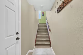 Photo #3: 20037394 Listing