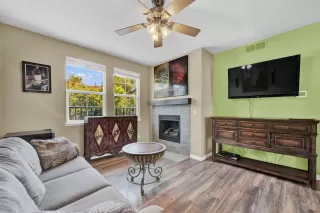 Photo #4: 20037394 Listing