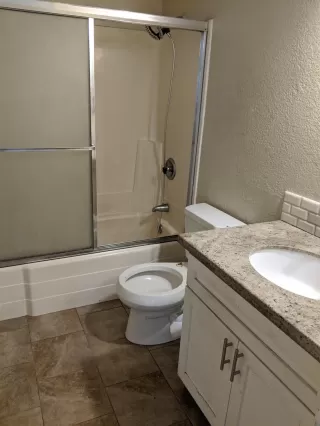 Photo #6: 20037459 Listing 