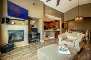 Photo #4: 20037562 Listing